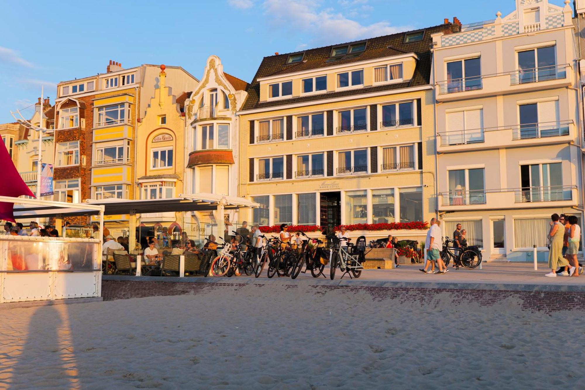 Hotel Merveilleux Cote Mer 敦刻尔克 外观 照片