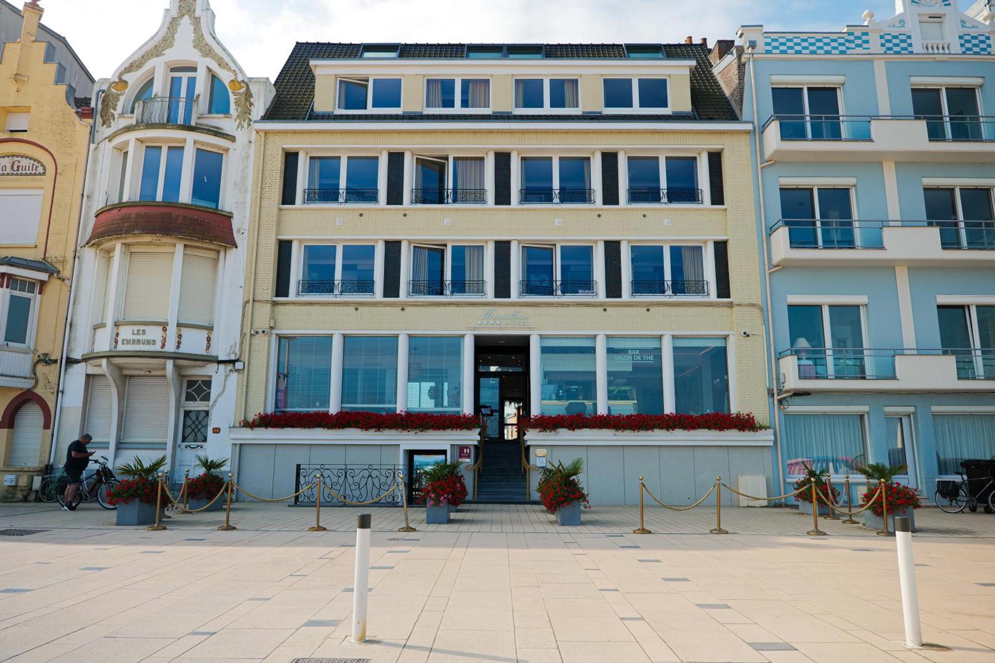 Hotel Merveilleux Cote Mer 敦刻尔克 外观 照片